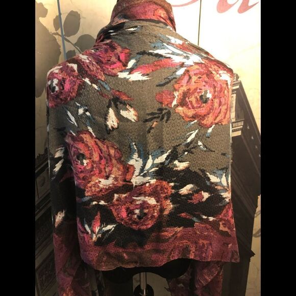 NWT wrap/ scarf by Betty Jackson Black - Picture 3 of 3